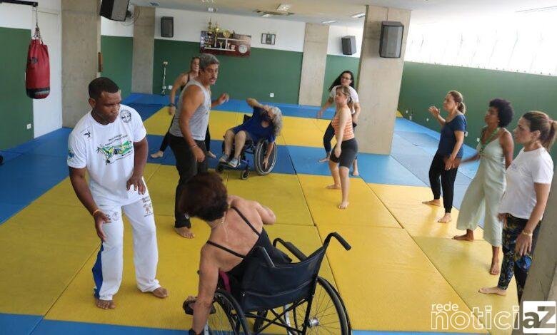 Curso de defesa pessoal em Santos beneficia mulheres com deficiência
