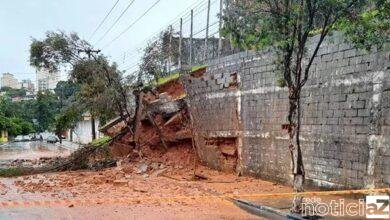 Chuvas provocam desabamento de muro do Itatiba Esporte Clube