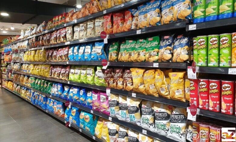 Consumo em excesso de alimentos industrializados podem provocar surgimentos de graves doenças