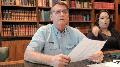 Presidente Bolsonaro faz balanço do governo e afirma não apoiar confrontos