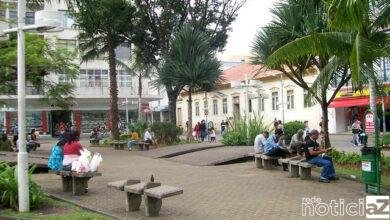 Telão para assistir jogo da Seleção Brasileira é instalado no Centro de Jundiaí