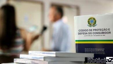 Mulher vende de forma criminosa manual do código de Defesa do Consumidor por Várzea Paulista