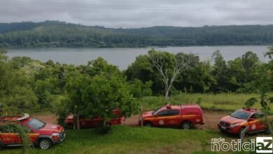 Barco que fazia travessia entre Argentina e Brasil virar e três pessoas morrem