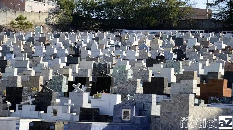 Não tem mais lugar para sepultar pessoa no Cemitério de Campo Limpo