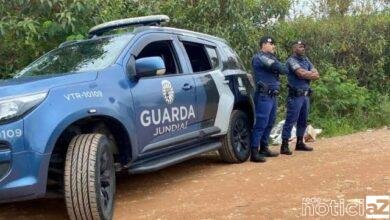 Homem que encontrou bebê em estrada de Jundiaí está em choque com a situação