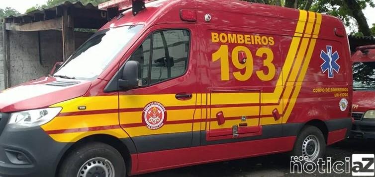 Mulher morre após cair de escada