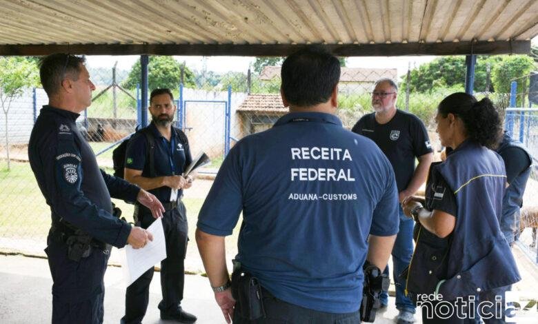 Analistas federais do Aeroporto de Viracopos visitam o Canil em Jundiaí