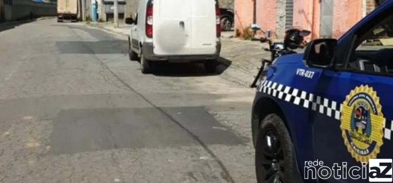 Carro roubado em Caieiras é encontrado em Jundiaí