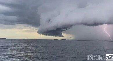 Nuvem gigante traz temporal e rajadas de até 139 Km/h no Litoral