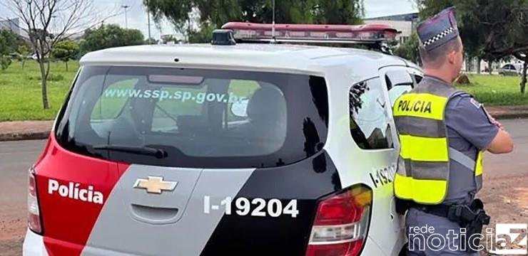Pai espanca a própria filha e vai preso