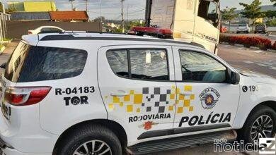 Polícia recupera caminhão roubado em Vinhedo