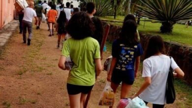 Escoteiros doações para a Guarda de Jundiaí ajudar as vítimas das chuvas no Litoral