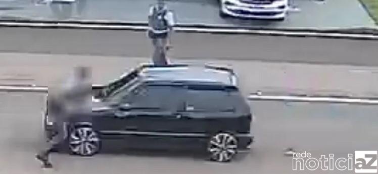 Motorista acusado de atropelar policial rodoviário se entrega à polícia