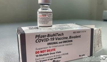 Louveira aplica vacina bivalente contra a Covid para jovens com 18 anos ou mais