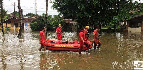 Sobe para 40 o número de mortos no Litoral de SP no maior volume de chuva da história do Brasil