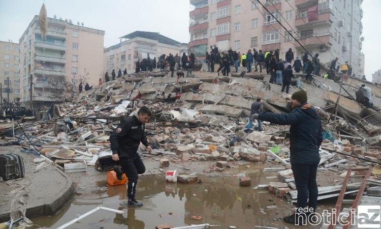 Número de mortos na Turquia e na Síria chega a mais de 7 mil