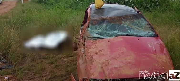 Carro capota e mata passageiro em Cabreúva