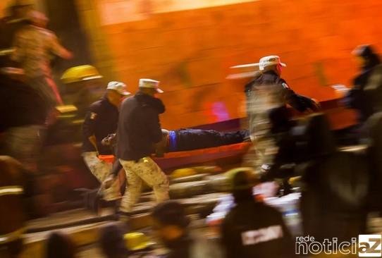 Centro de migrantes pega fogo e mata mais de 30 no México