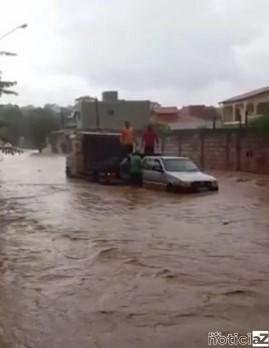 Trinta pessoas são resgatadas de alagamentos após mais um temporal em Jundiaí