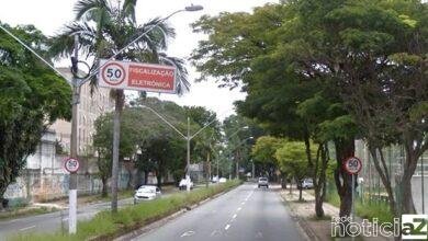 Guarda feminina bate carro após mal súbito