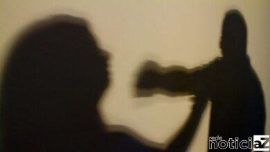 Mulher pede socorro ao se trancar no banheiro para não ser agredida pelo marido