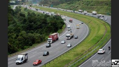 Três veículos causam engavetamento e lentidão na Bandeirantes
