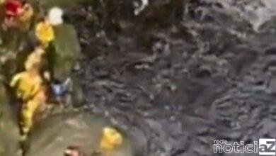 VÍDEO - Mulher é resgatada de trilha de cachoeira por helicóptero