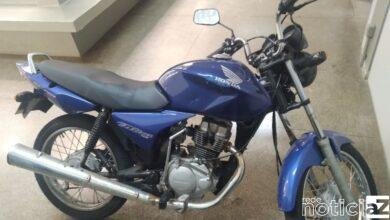 Moto com placa artesanal é apreendida em Vinhedo