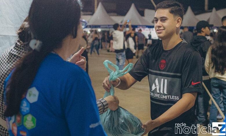 Famílias carentes de Cajamar recebem toneladas de alimentos doados