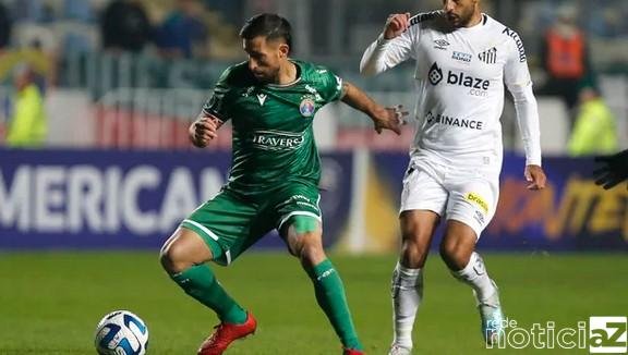 Santos leva virada do Audax Italiano e fica perto do adeus a Sul-Americana