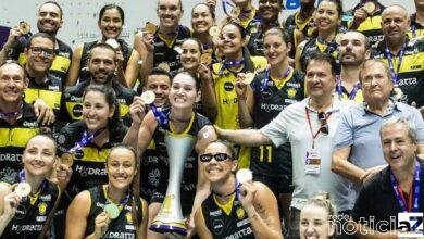 Praia Clube leva o bi da Superliga Feminina de Vôlei