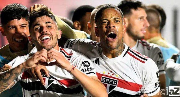 São Paulo tem momentos de sustos, mas goleia o Vasco