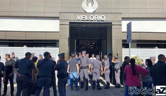 Policiais mortos por sargento em Salto são enterrados