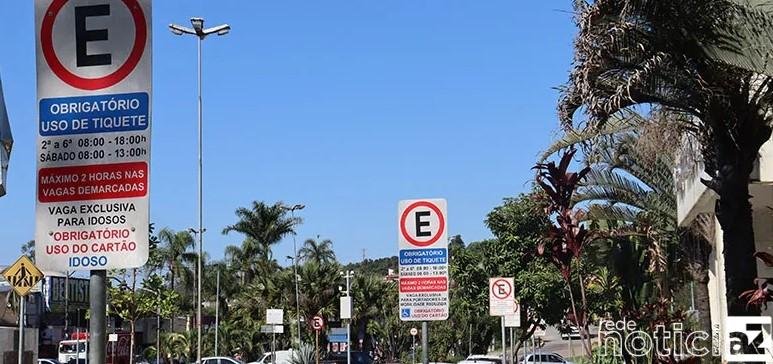 Prefeito de Campo Limpo cancela Zona Azul