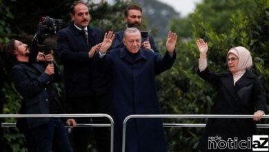 Turquia reelege presidente Erdogan, que fica por mais cinco anos