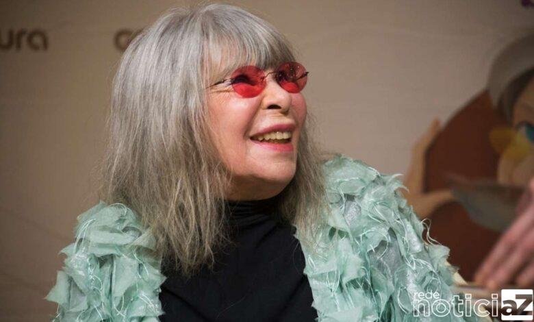 Velório de Rita Lee acontece no Ibirapuera