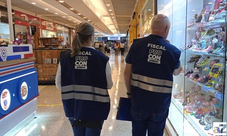 Procon realiza ação com foco em orientação para o Dia das Mães