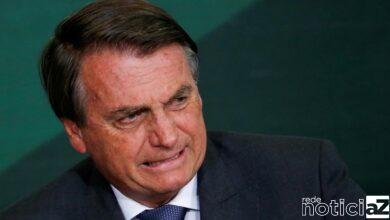 Após fake news da vacina, Bolsonaro pede desculpas