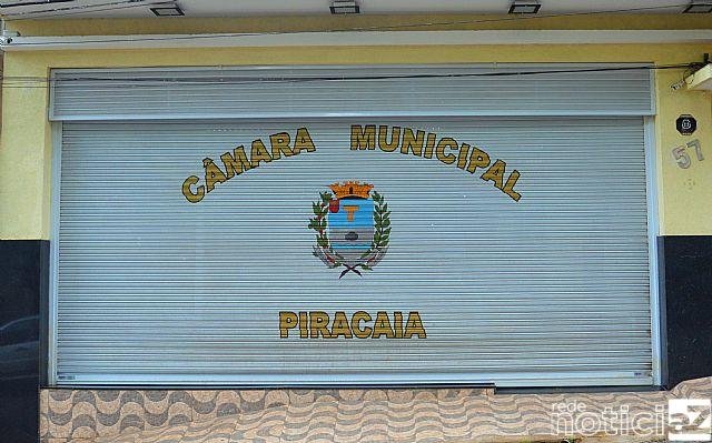 Câmara de Piracaia recebe exposição sobre Memórias de Jan Bata e visita do cônsul da República Tcheca