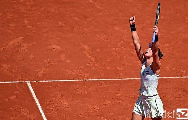 Bia Haddad consegue feito histórico e chega às quartas de final de Roland Garros