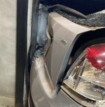 VÍDEO - Motorista perde controle e carro invade padaria