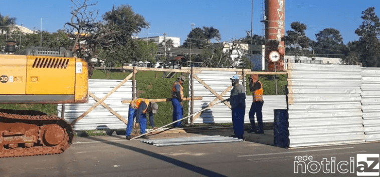 Muro de contenção é construído à beira do Rio Jundiaí