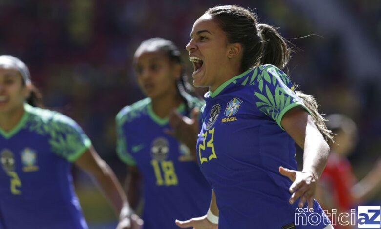 Seleção feminina goleia Chile em último jogo antes da Copa do Mundo