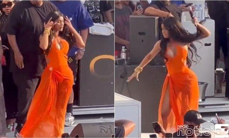 VÍDEO - Cardi B arremessa microfone em fã durante show
