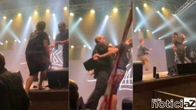 VÍDEO - Cantor agride fã durante show