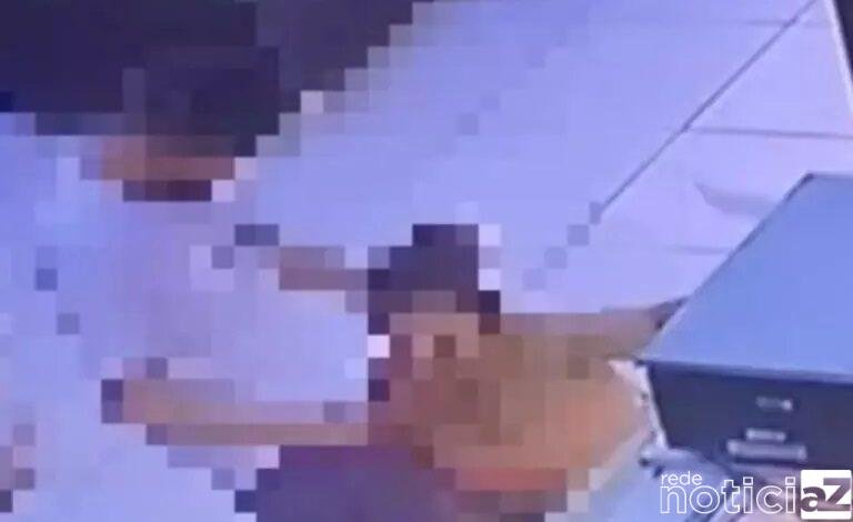 VÍDEO - Mulher é flagrada fazendo sexo oral dentro de mercado