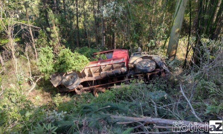 VÍDEO - Acidente na Rodovia Edgard Máximo Zambotto deixa vítimas