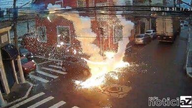 VÍDEO - Caminhão atinge fios e provoca "chuva de faíscas" em Jundiaí