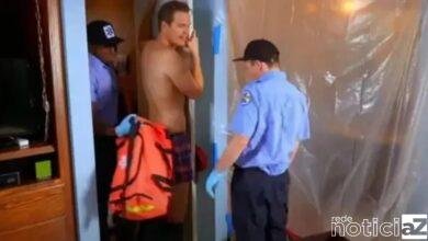 Homem fica com pênis preso em porta após sexo com esposa