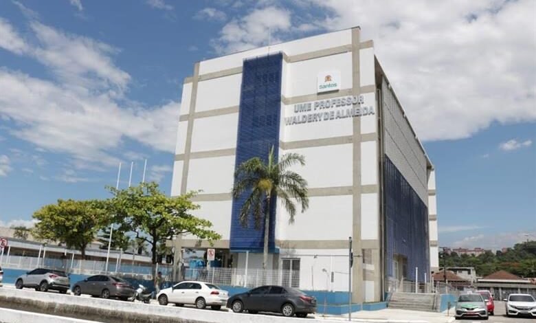 No último dia do ano, escola é inaugurada em Santos